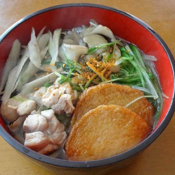 昼食に！鶏ごぼううどん